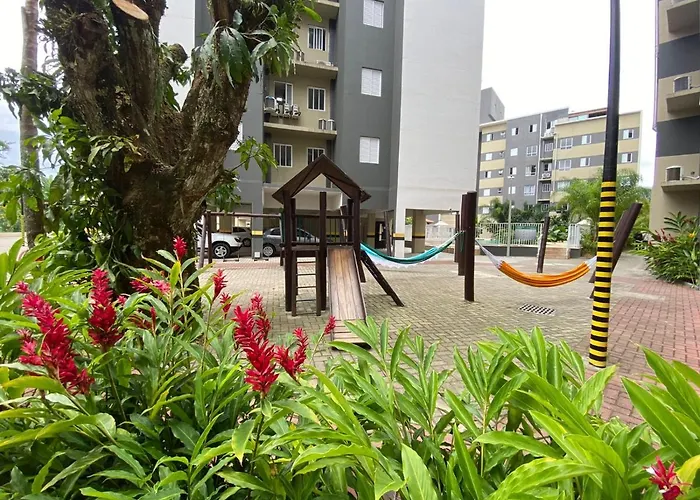 Apto em Condomínio Resort Ubatuba